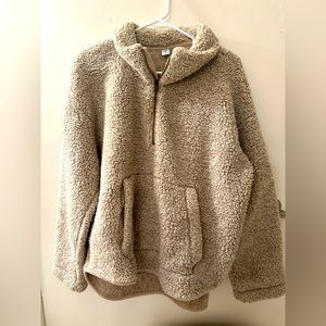 Old Navy Sherpa Like Pullover